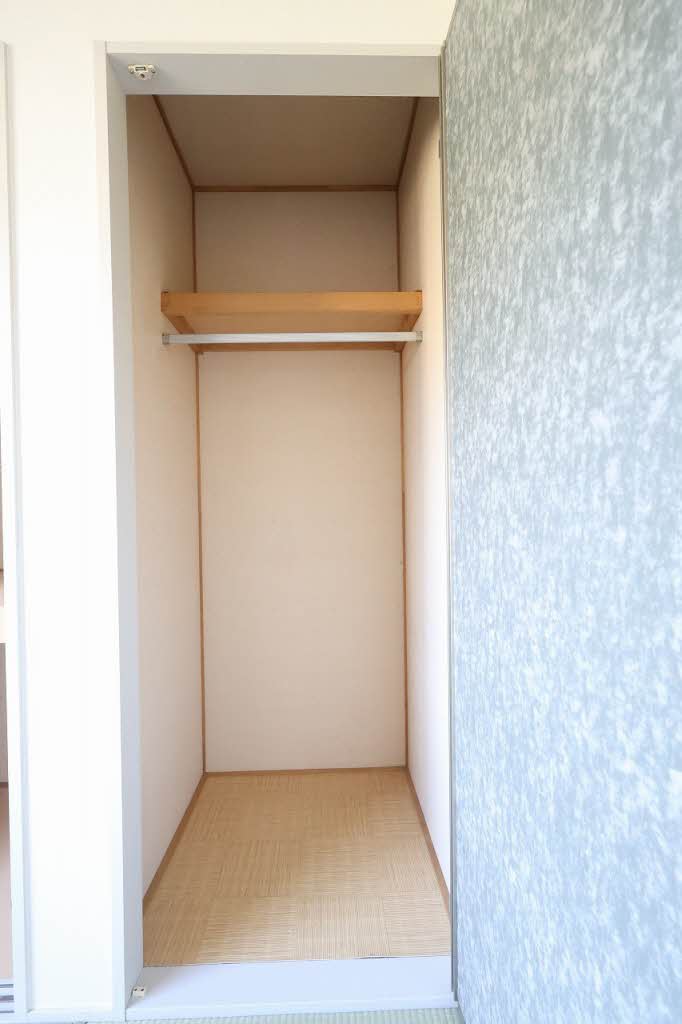 フレサリア A棟 A0102号-6