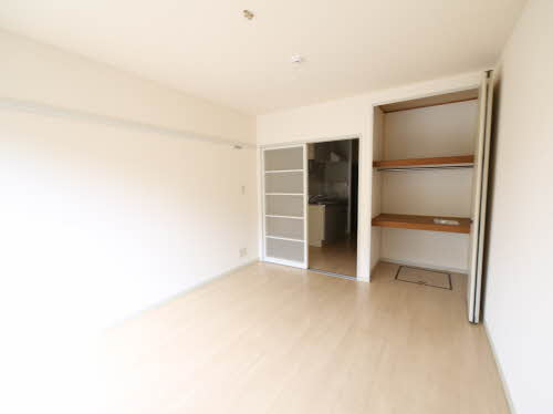 フォーレストヒルズ　Ａ棟 A0102号-4