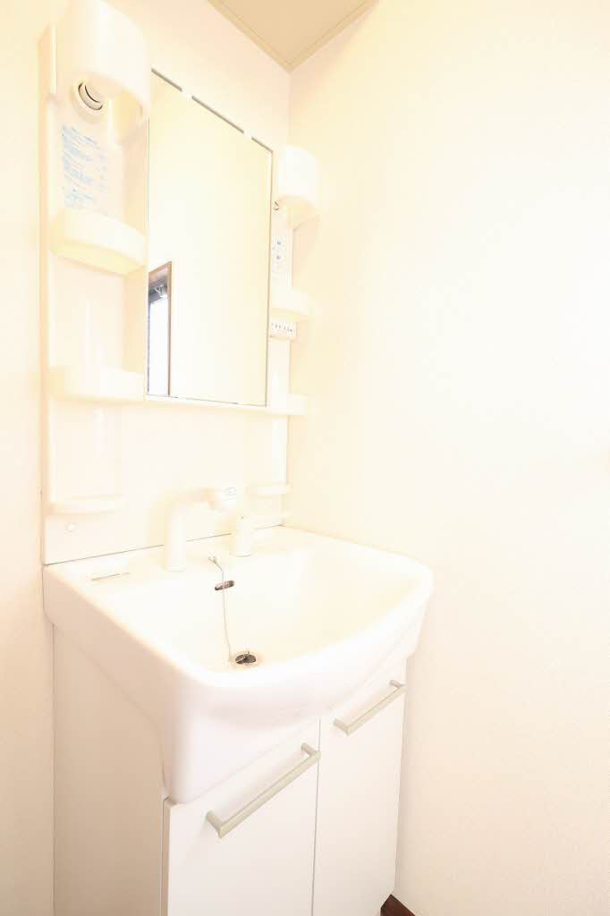 クレール五日市駅前　Ｅ棟 B0201号-4