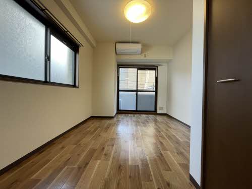 ジョルニ・フェリーチ A0201号-2