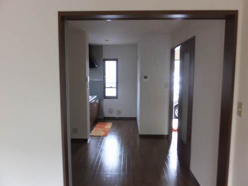 ラウンド・ヒルズ A0102号-8