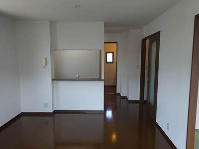 Y’s EBA A棟 A0201号-4