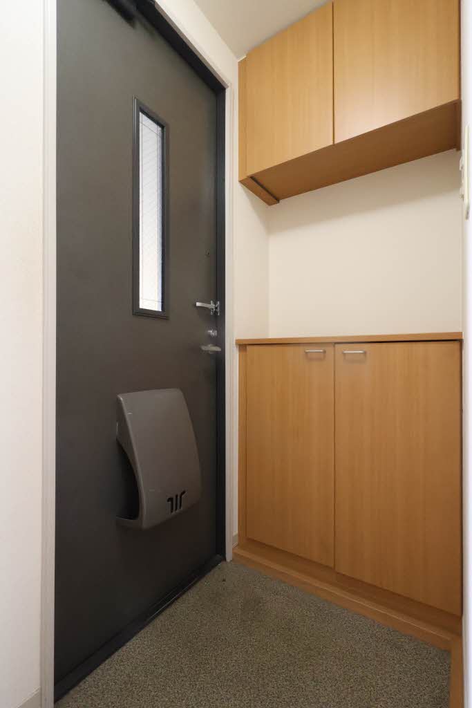 Y’s EBA B棟 B0202号-12