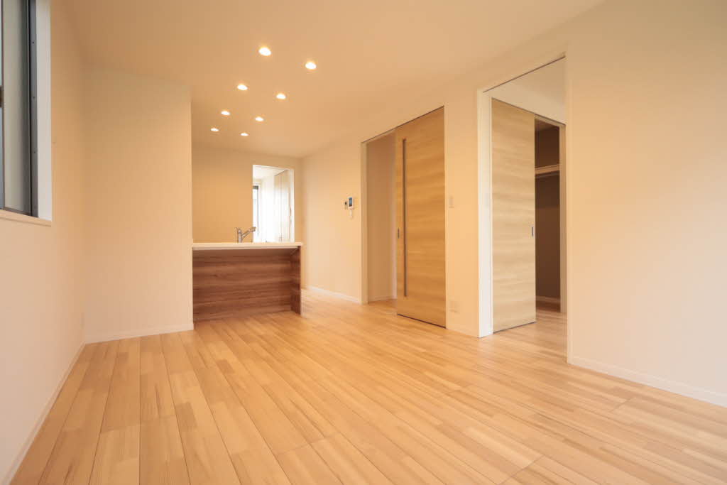 イーストリバーパラリア　壱番館A0102-1