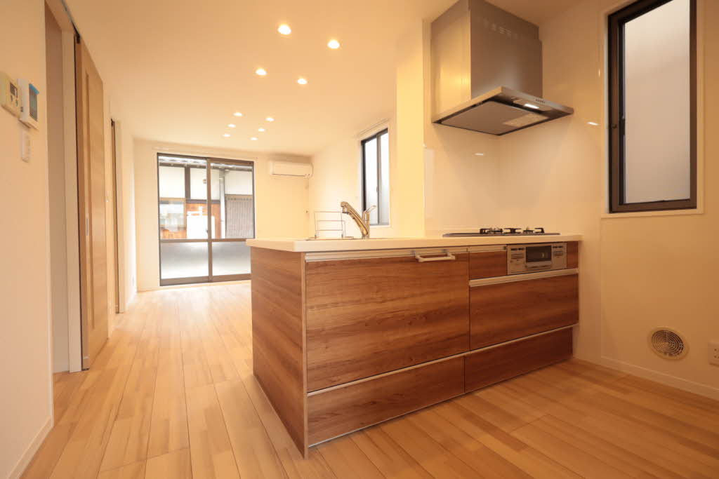 イーストリバーパラリア　壱番館A0102-3