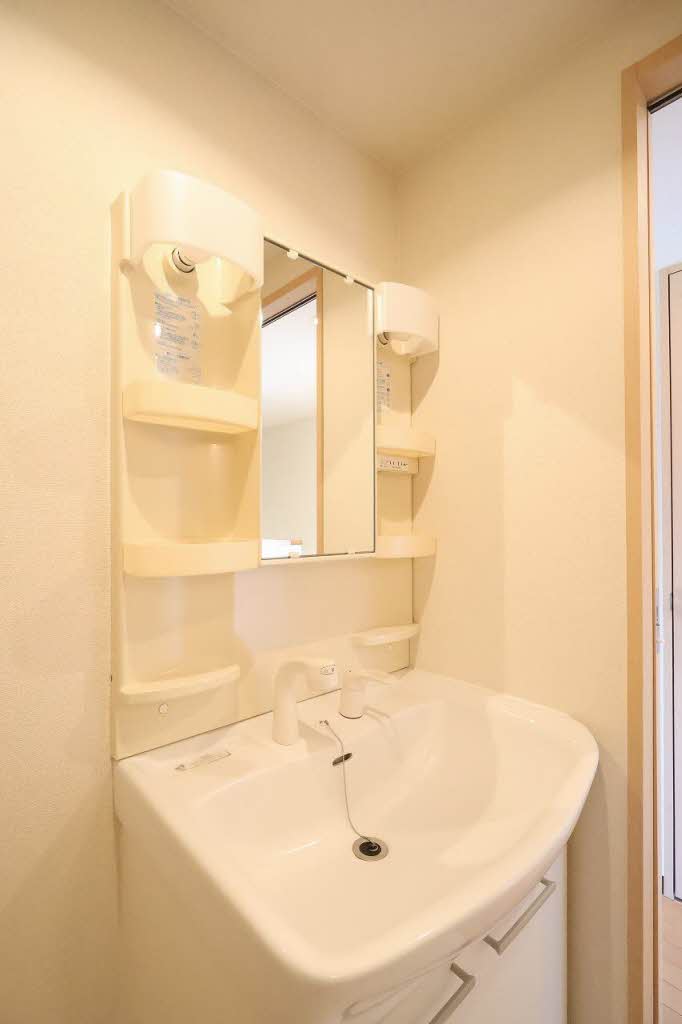 ファミール　アビタシオン A0101号-4