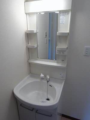 ジェネス八木　Ｂ棟 B0201号-5