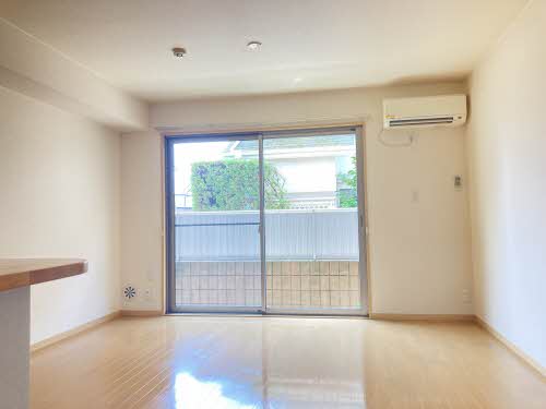 リヴュール A0102号-3