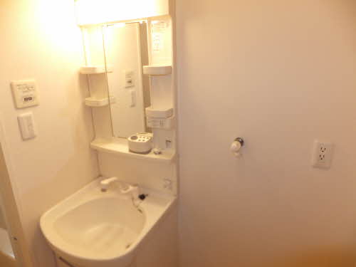 PLACIDO C棟 C0101号-9