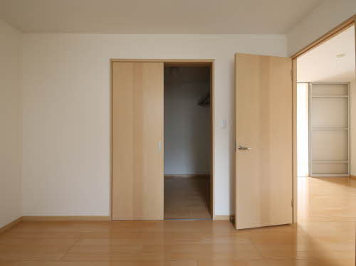 ウィングス緑井　Ｅ棟 B0101号-7