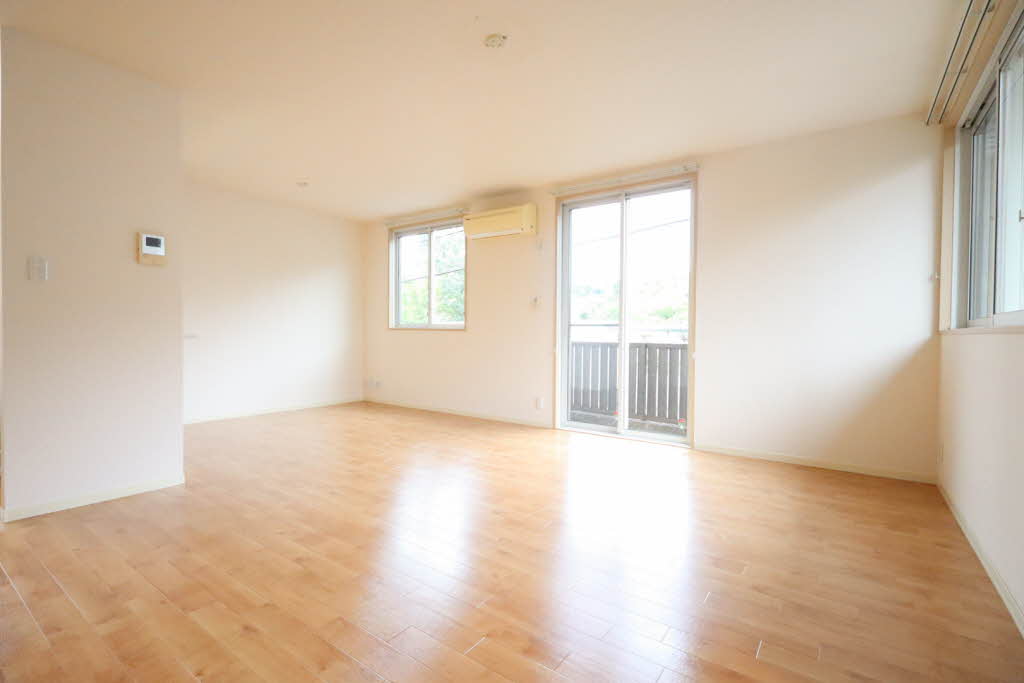 Ｂｅｌｌ　Ｃｏｕｒｔ A0101号-2