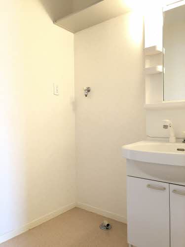 シャーメゾン亀山 A0102号-3