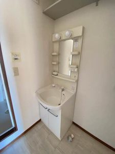 クレストハイツ　Ａ棟 A0202号-3