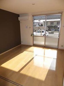 スターライト B棟 B0102号-4