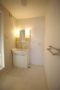 スカイメゾン　１２番館 C0201号-8