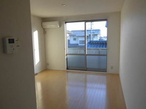 グランラシュレ B棟 B0201号-5