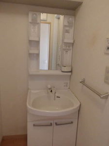 ヴィラシーン神辺 B棟 B0101号-4