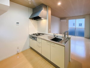 メゾンドローズ　Ｂ棟 B0201号-7