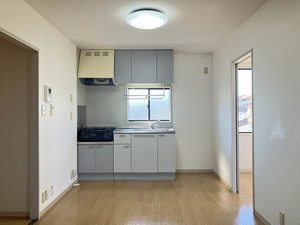 ヴィ・ラフィネ旗ケ崎　２号館 B0201号-2