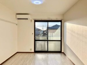 シャーメゾン楽山 A0206号-2