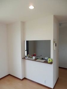 Rose Garden A棟 A0102号-3