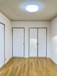 ハイツアールデコ A0202号-3