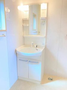 パインデュー A棟 A0201号-8