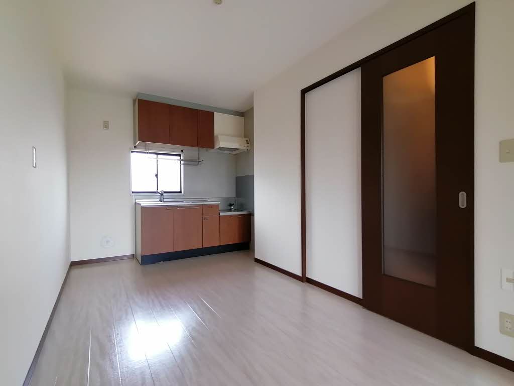 ヴィラパルクウカイ B棟 B0201号-2