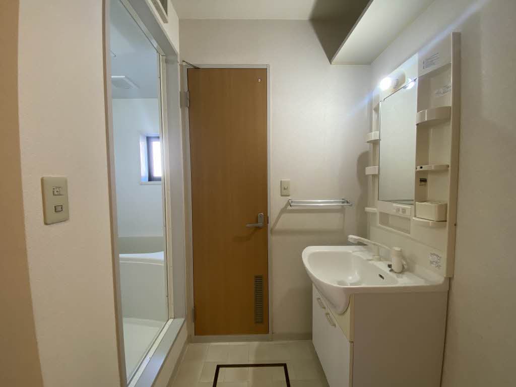 ローズタウン 2番館 B0101号-4