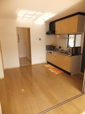 スターライト B棟 B0102号-3