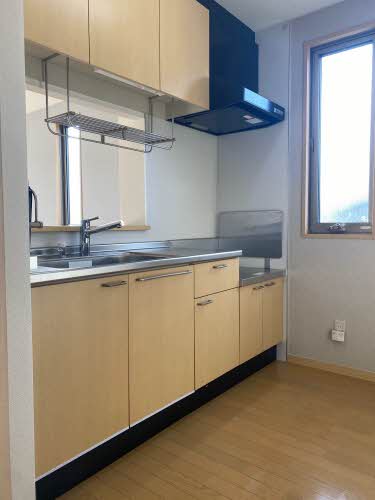 スターライト B棟 B0201号-3