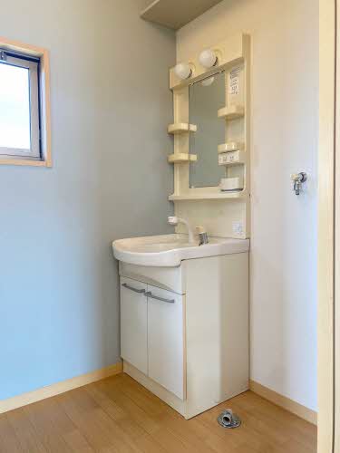 スターライト B棟 B0201号-5