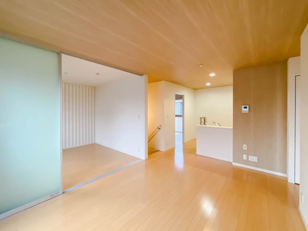 メゾンドローズ　Ｂ棟 B0201号-2