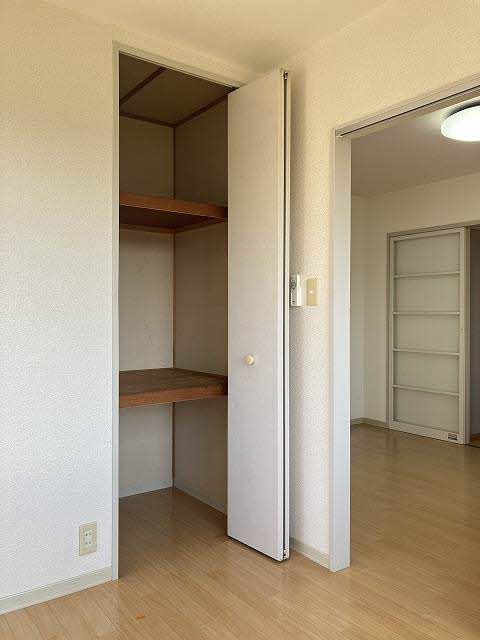 ヴィ・ラフィネ旗ケ崎　２号館 B0201号-12