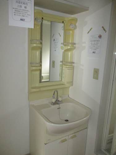 カーサイベリアル D棟 D0208号-6