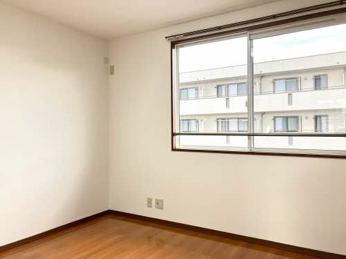 ＳＱＵＡＲＥ３５　Ｆ棟 F0215号-4