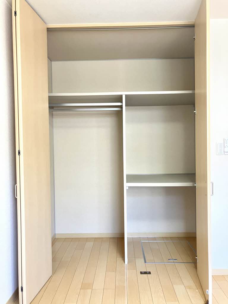 モンプレジール　Ⅲ棟 B0108号-6