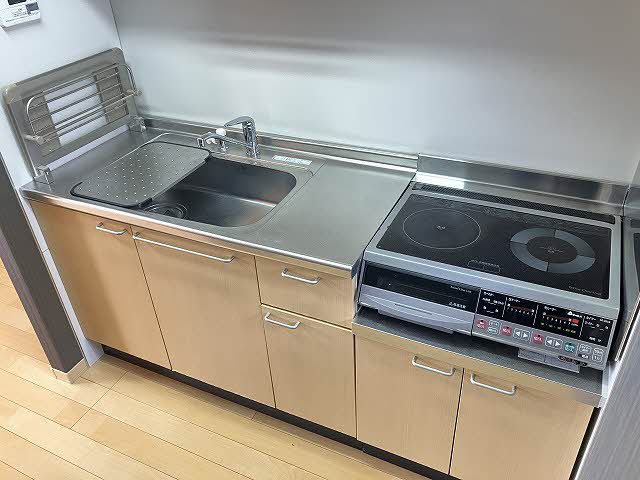 アヴァンシアF B棟 B0205号-5