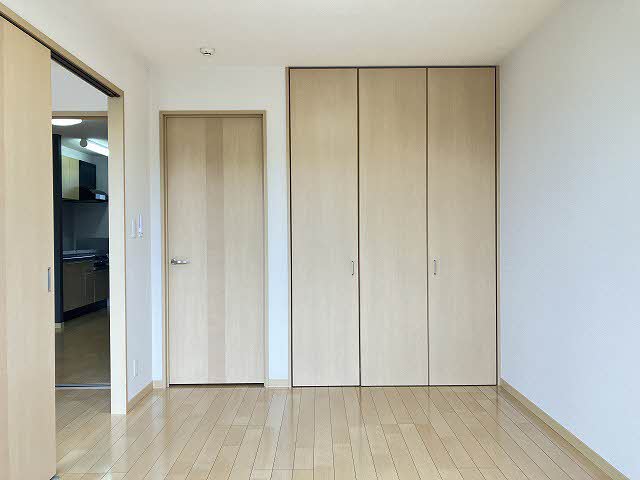 アヴァンシアF B棟 B0205号-6