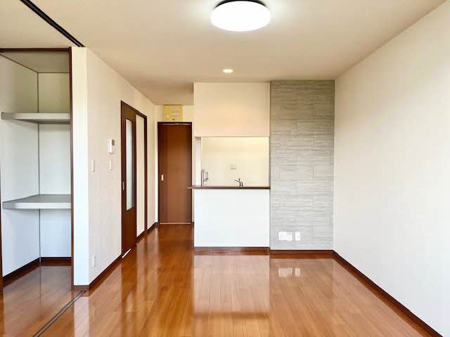 メゾンワイツ　Ｂ棟 B0206号-2