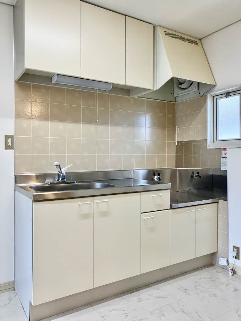 クレストピア新宮 A0202号-4