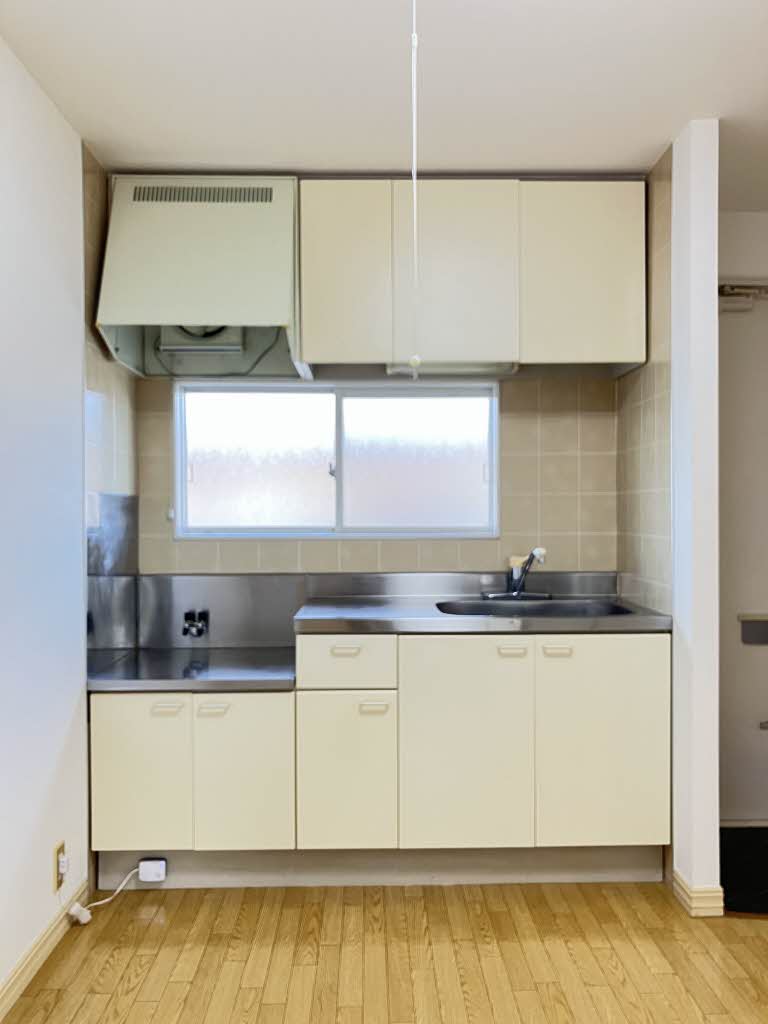 ハイツアールデコ A0202号-4