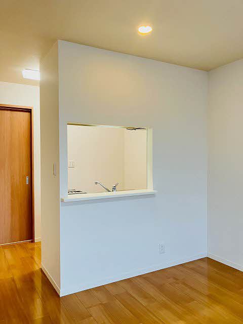 ミラベル上福原 A0201号-3