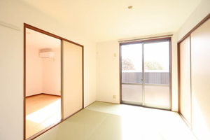 クレルバリュージュ　Ｂ棟 B0101号-8