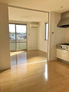 ウィステリアメゾン A0203号-2