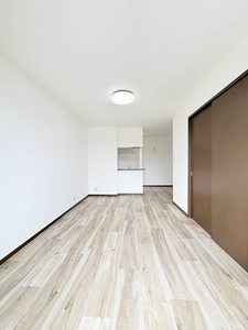 コンフォート B棟 B0205号-11