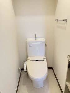 セトゥール・イン・ウエスト B棟 B0103号-9