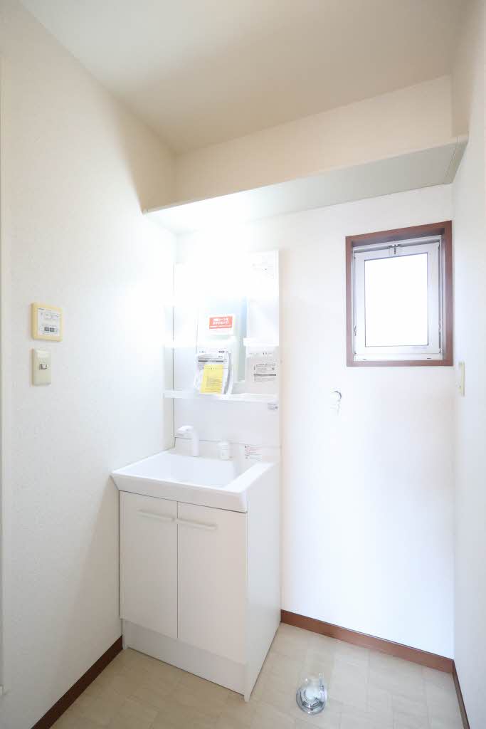 ヴィラ岩原 A0101号-5