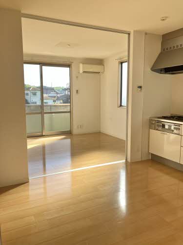 ウィステリアメゾン A0203号-2