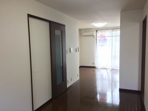 シャーメゾン ラヴィ B棟 B0101号-2